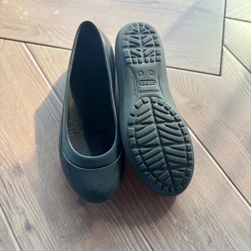 CROCS l Mammoth Lined Black Ballet Flats l Size: W8 - Picture 8 of 11